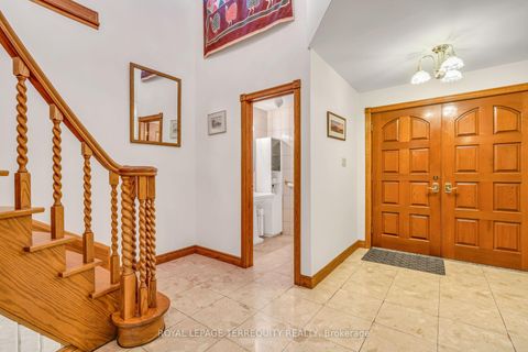 Photo 15 at 531 Lauder Avenue, Oakwood Village, Toronto