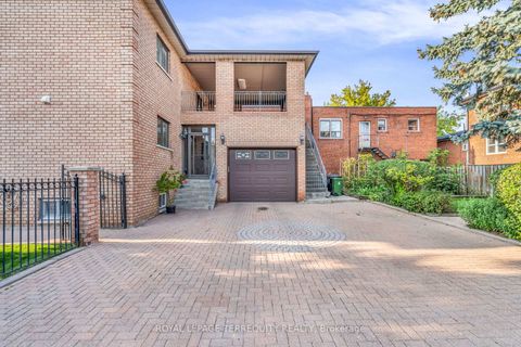 Photo 16 at 531 Lauder Avenue, Oakwood Village, Toronto