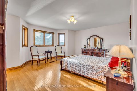 Photo 17 at 531 Lauder Avenue, Oakwood Village, Toronto
