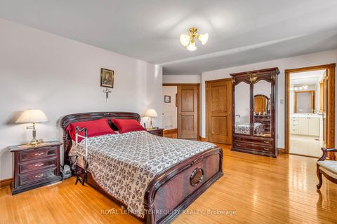 Photo 19 at 531 Lauder Avenue, Oakwood Village, Toronto