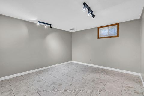 Photo 23 at 531 Lauder Avenue, Oakwood Village, Toronto