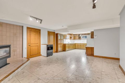 Photo 24 at 531 Lauder Avenue, Oakwood Village, Toronto