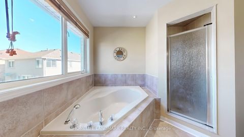 Photo 19 at 152 America Avenue, Vellore Village, Vaughan