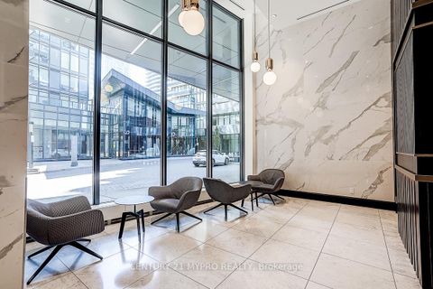 Photo 2 at 210 - 90 Queens Wharf Road, Waterfront Communities C1, Toronto