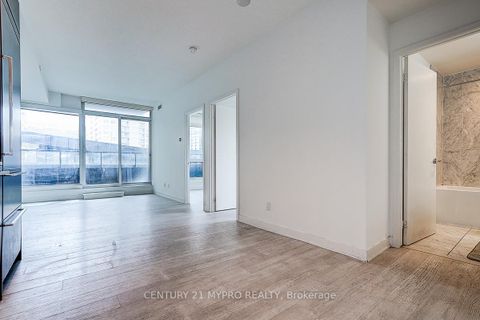 Photo 12 at 210 - 90 Queens Wharf Road, Waterfront Communities C1, Toronto Photo 12 at 210 - 90 Queens Wharf Road, Waterfront Communities C1, Toronto
