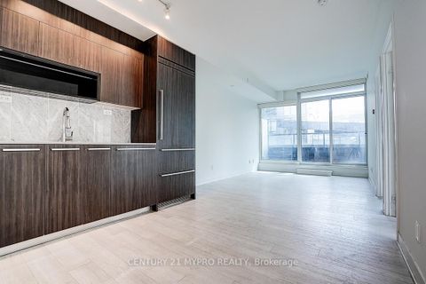 Photo 13 at 210 - 90 Queens Wharf Road, Waterfront Communities C1, Toronto