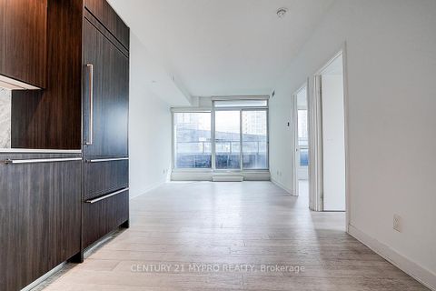 Photo 14 at 210 - 90 Queens Wharf Road, Waterfront Communities C1, Toronto