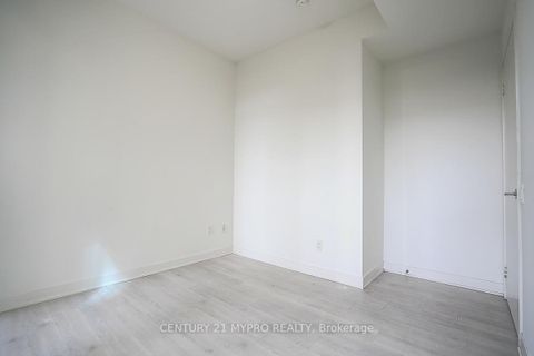 Photo 20 at 210 - 90 Queens Wharf Road, Waterfront Communities C1, Toronto