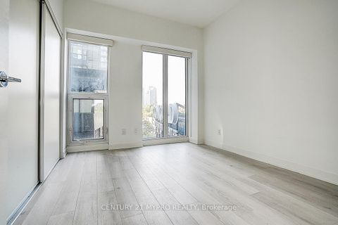 Photo 21 at 210 - 90 Queens Wharf Road, Waterfront Communities C1, Toronto