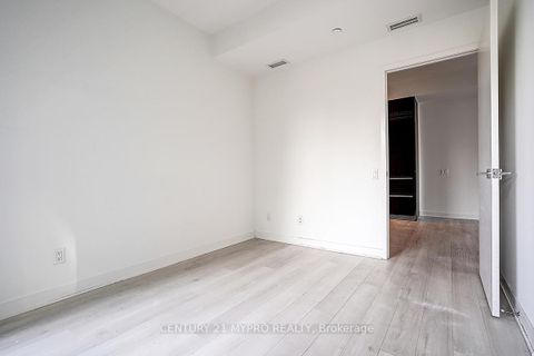 Photo 22 at 210 - 90 Queens Wharf Road, Waterfront Communities C1, Toronto
