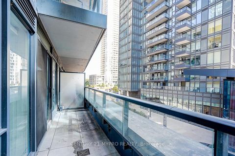 Photo 31 at 210 - 90 Queens Wharf Road, Waterfront Communities C1, Toronto