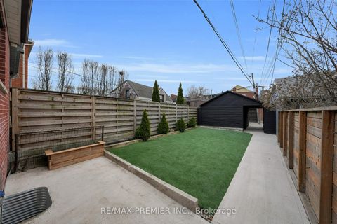 Photo 40 at 388 Crawford Street, Bellwoods, Toronto
