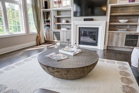 Photo 18 at 236 Farrell Road, Patterson, Vaughan