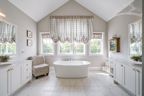 Photo 22 at 236 Farrell Road, Patterson, Vaughan