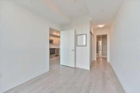 Photo 11 at 507 - 3237 Bayview Avenue, Steeles, Toronto
