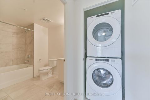 Photo 17 at 507 - 3237 Bayview Avenue, Steeles, Toronto