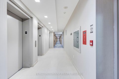 Photo 7 at 1101 - 39 Queens Quay E, Waterfront Communities C1, Toronto