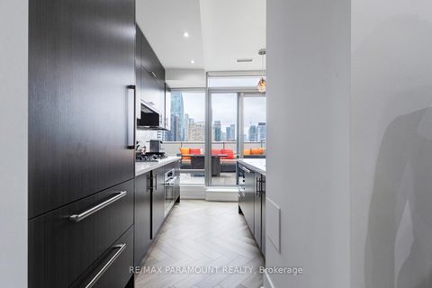 Photo 15 at 1101 - 39 Queens Quay E, Waterfront Communities C1, Toronto