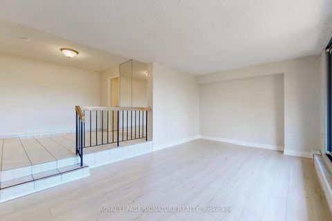 Photo 4 at 307 - 1338 York Mills Road, Donalda, Toronto