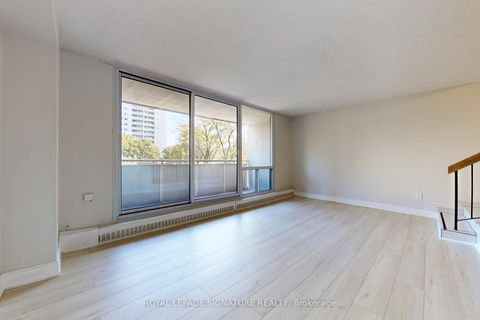 Photo 6 at 307 - 1338 York Mills Road, Donalda, Toronto
