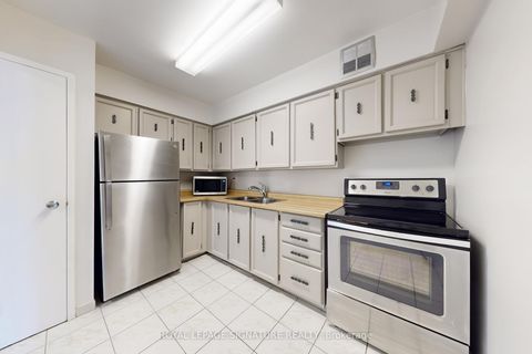 Photo 14 at 307 - 1338 York Mills Road, Donalda, Toronto