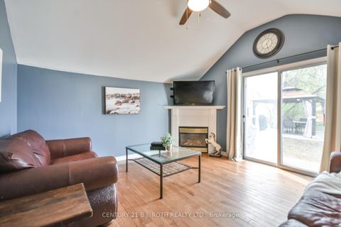Photo 6 at 86 Henry Street, Queen's Park, Barrie