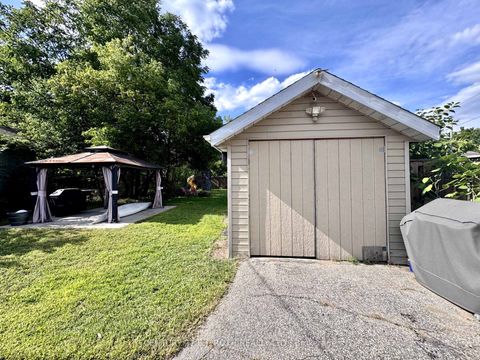 Photo 21 at 86 Henry Street, Queen's Park, Barrie