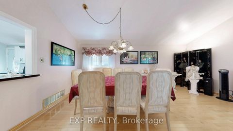 Photo 7 at 6 Abbottswood Road, Bendale, Toronto