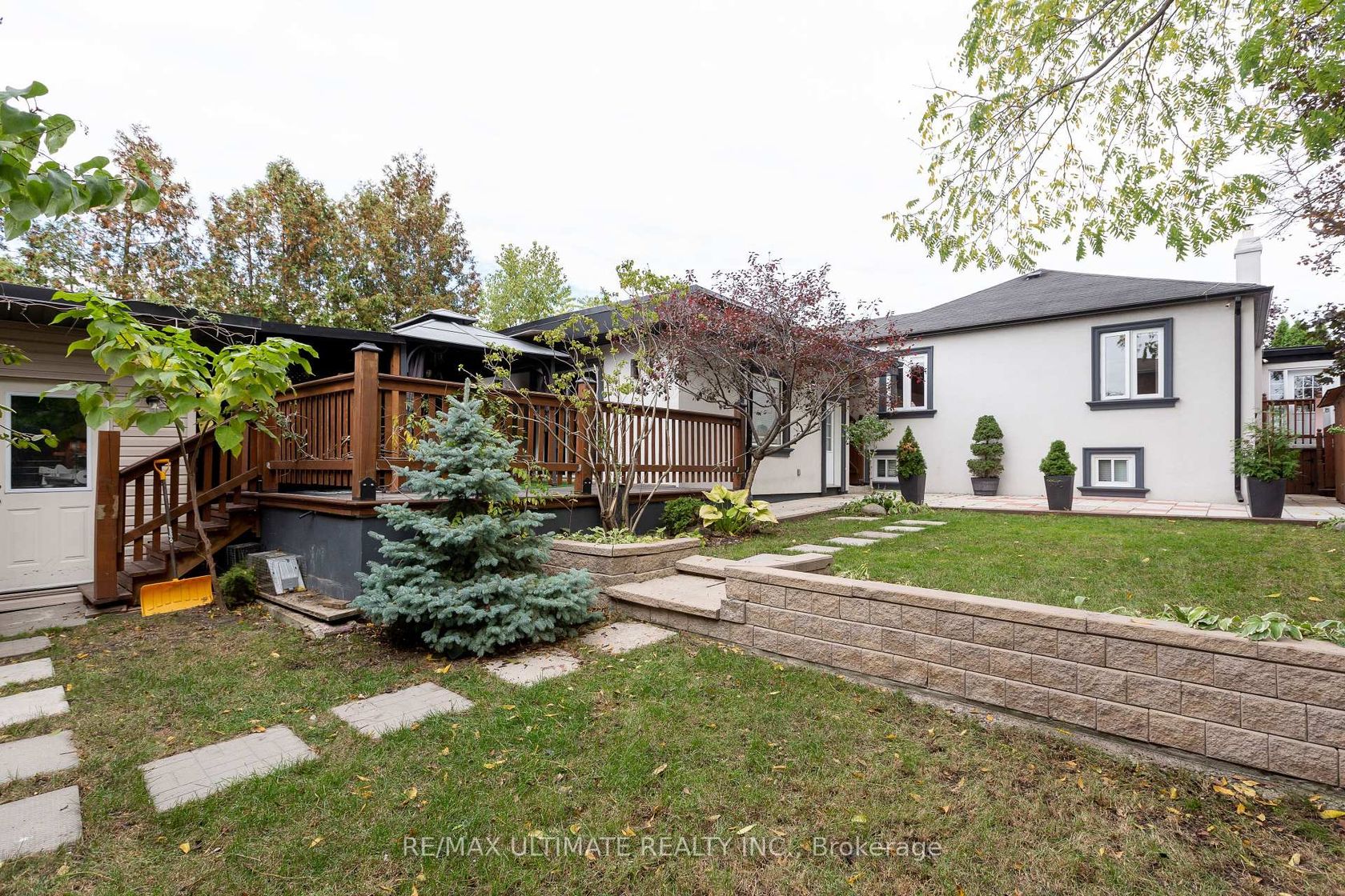 Photo 47 at 12 Wickford Drive, Maple Leaf, Toronto Photo 47 at 12 Wickford Drive, Maple Leaf, Toronto