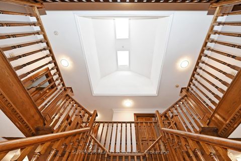 Photo 21 at 186 Oxford Street, Mill Pond, Richmond Hill