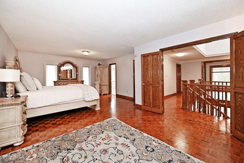 Photo 26 at 186 Oxford Street, Mill Pond, Richmond Hill