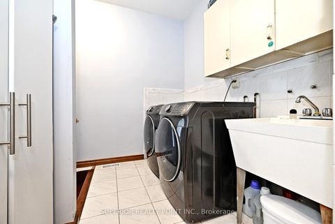 Photo 37 at 186 Oxford Street, Mill Pond, Richmond Hill