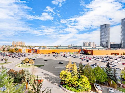 Photo 13 at 608 - 100 Promenade Circle, Brownridge, Vaughan