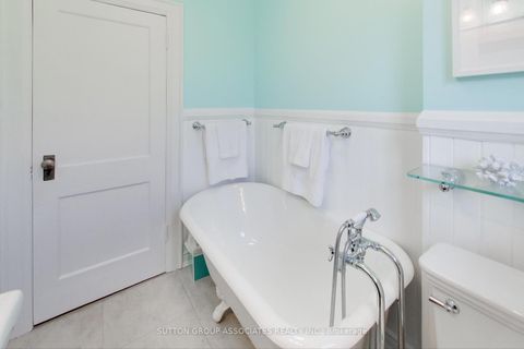 Photo 21 at 163 Maplewood Avenue, Cedarvale, Toronto