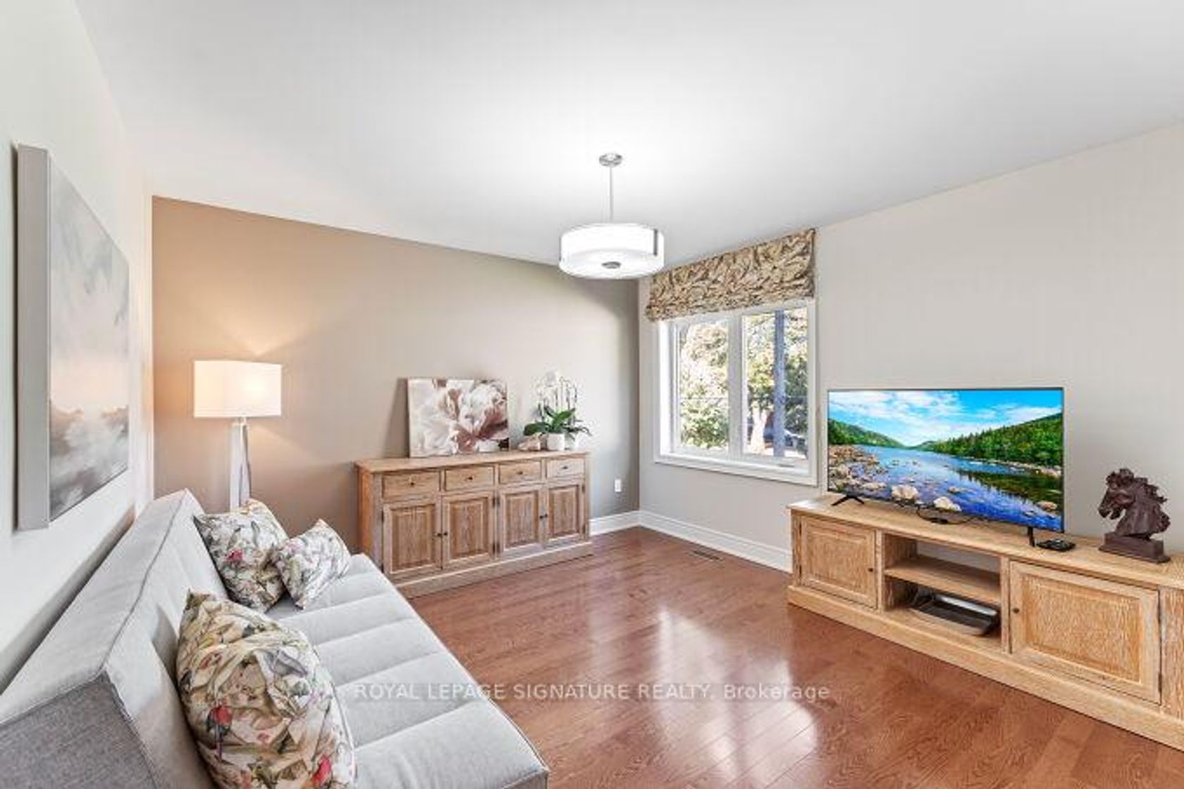 Photo 19 at 442 Valermo Drive, Alderwood, Toronto Photo 19 at 442 Valermo Drive, Alderwood, Toronto