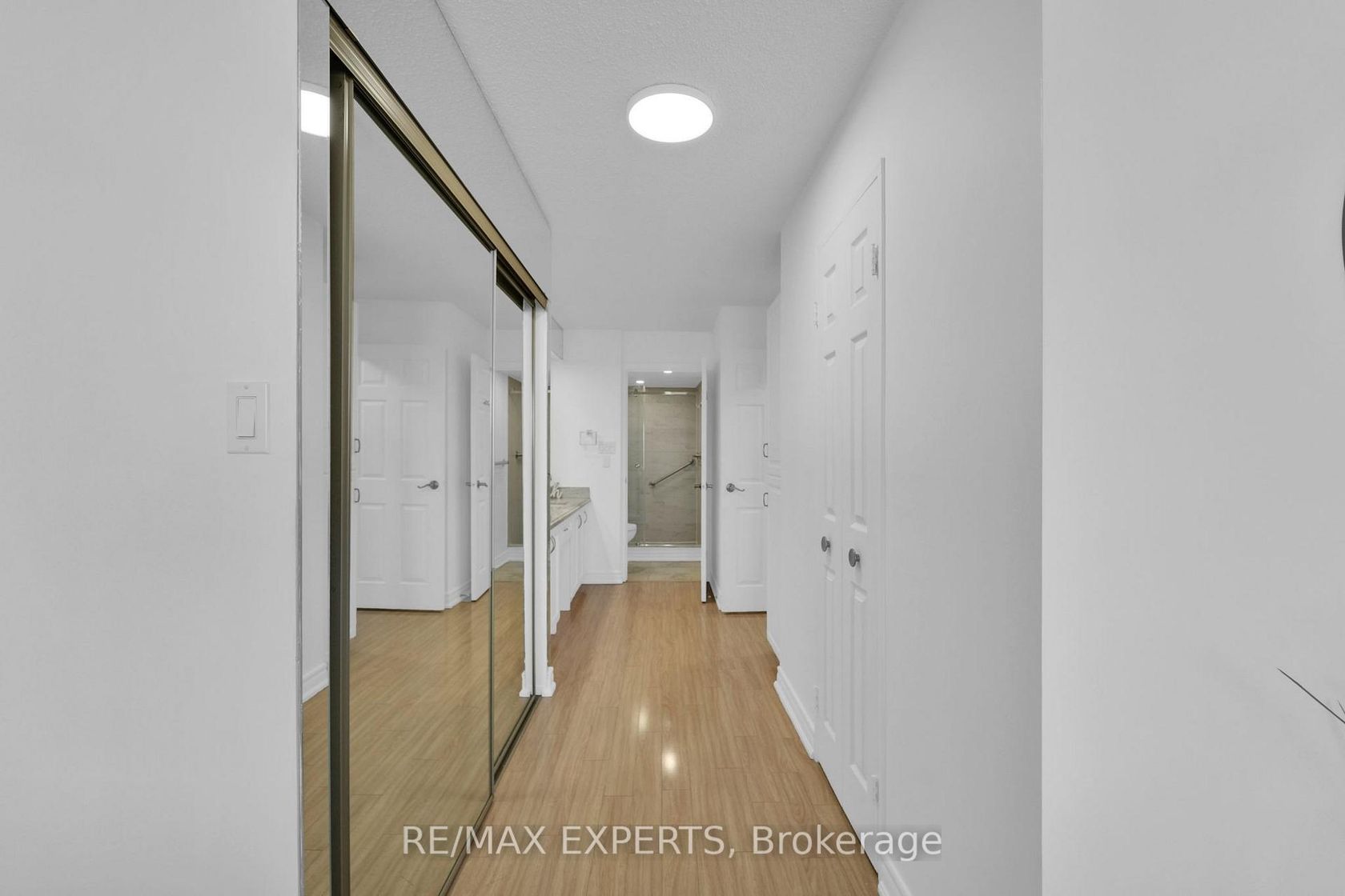 Photo 4 at 1811 - 2350 Bridletowne Circle, L'Amoreaux, Toronto Photo 4 at 1811 - 2350 Bridletowne Circle, L'Amoreaux, Toronto