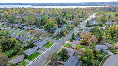 Photo 1 at 262 Duckworth Street, Codrington, Barrie