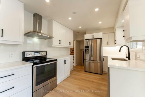 Photo 4 at 262 Duckworth Street, Codrington, Barrie