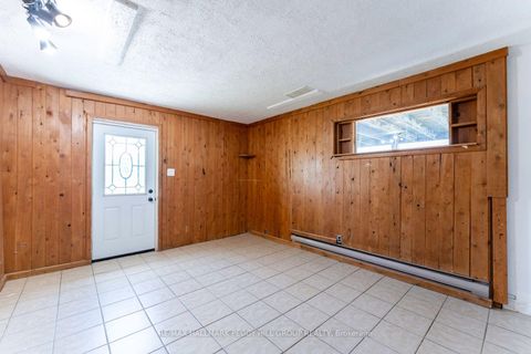 Photo 10 at 262 Duckworth Street, Codrington, Barrie