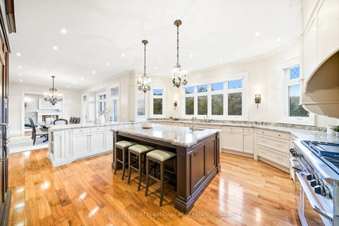 Photo 10 at 79 Grandvista Crescent, Vellore Village, Vaughan