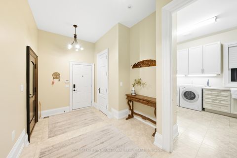 Photo 18 at 79 Grandvista Crescent, Vellore Village, Vaughan