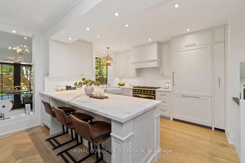 Photo 11 at 146 Balmoral Avenue, St. Clair, Toronto