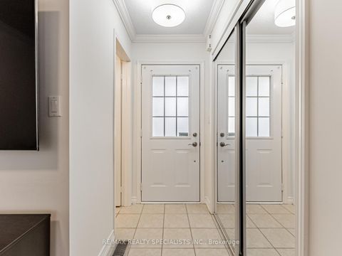 Photo 3 at 2418 Baintree Crescent, WM Westmount, Oakville