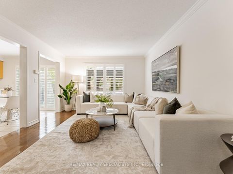 Photo 7 at 2418 Baintree Crescent, WM Westmount, Oakville