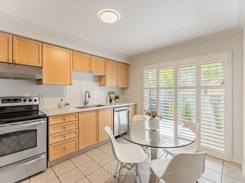 Photo 9 at 2418 Baintree Crescent, WM Westmount, Oakville