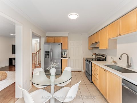 Photo 12 at 2418 Baintree Crescent, WM Westmount, Oakville