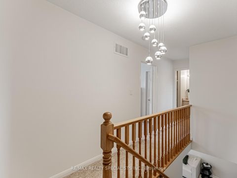 Photo 14 at 2418 Baintree Crescent, WM Westmount, Oakville