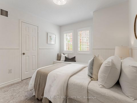 Photo 19 at 2418 Baintree Crescent, WM Westmount, Oakville