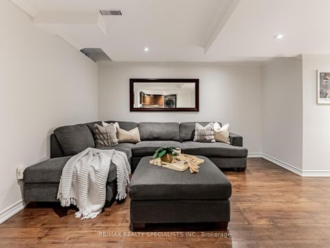 Photo 23 at 2418 Baintree Crescent, WM Westmount, Oakville