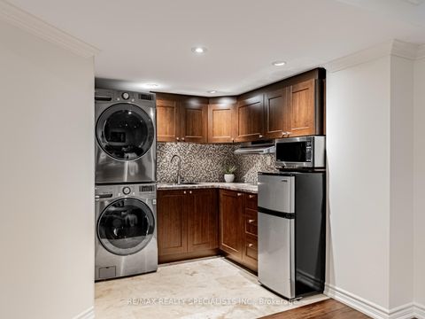 Photo 25 at 2418 Baintree Crescent, WM Westmount, Oakville